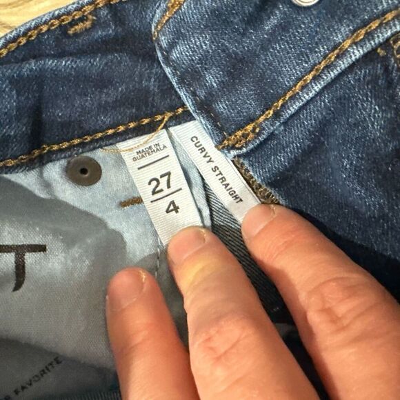 Ann Taylor jeans size 4 - Picture 2 of 3